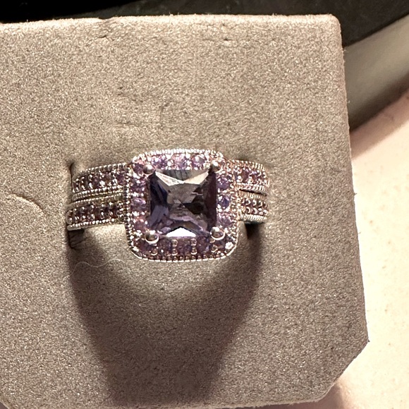 NWOT Elegant Amethyst .925 Silver Ring Set - Picture 4 of 8